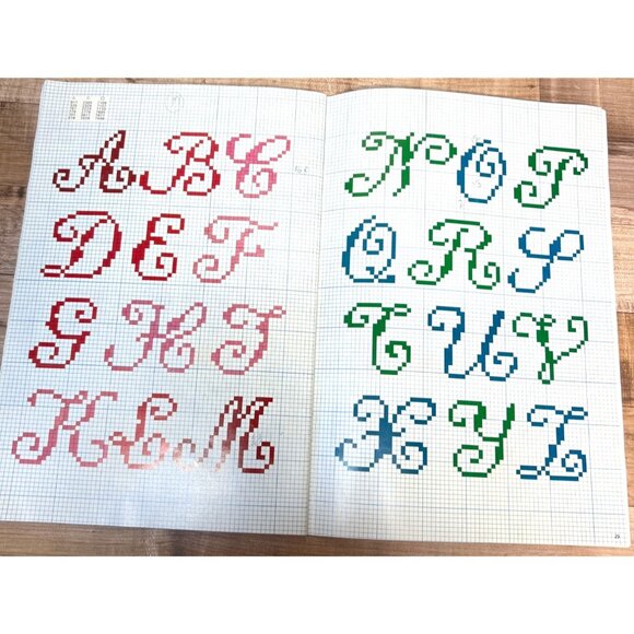 DMC Library Cross Stitch Embroidery Leisure Book Alphabets Margaret C. Solmon - Picture 4 of 4